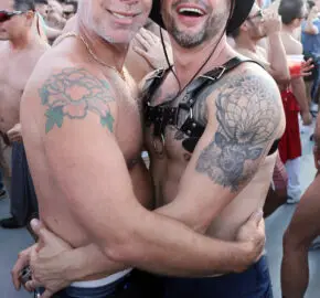 nyc gay boat party