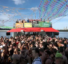 nyc gay boat party