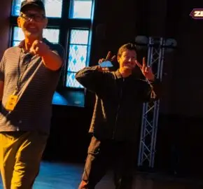 BRÜT + CircuitMom = ZENTRØ