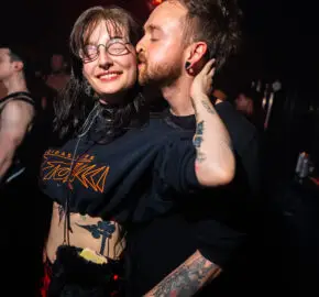 BRÜT + CircuitMom = ZENTRØ